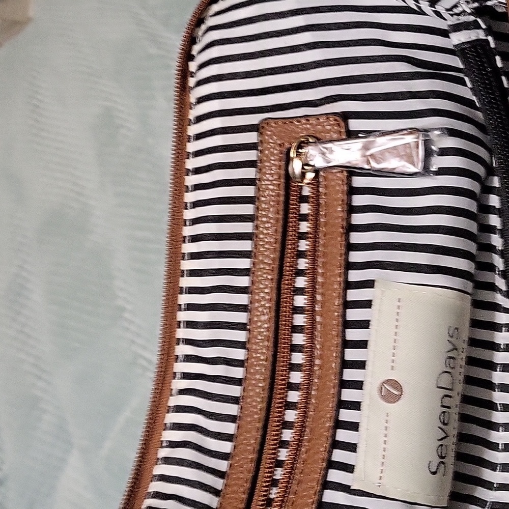 Purse - Picture 15 of 16